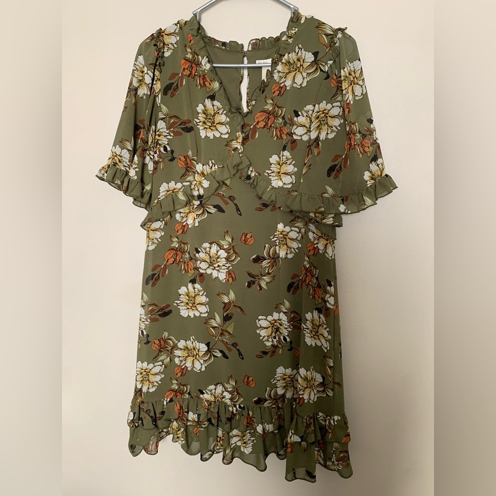Cato Women’s Olive Green Floral Ruffle Dress